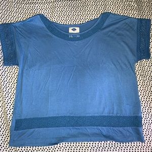 Sadie Robertson blouse